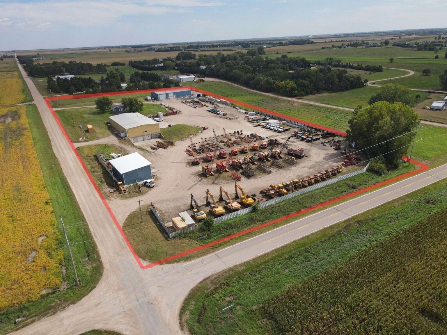 Kearney Acreage & Outbuildings