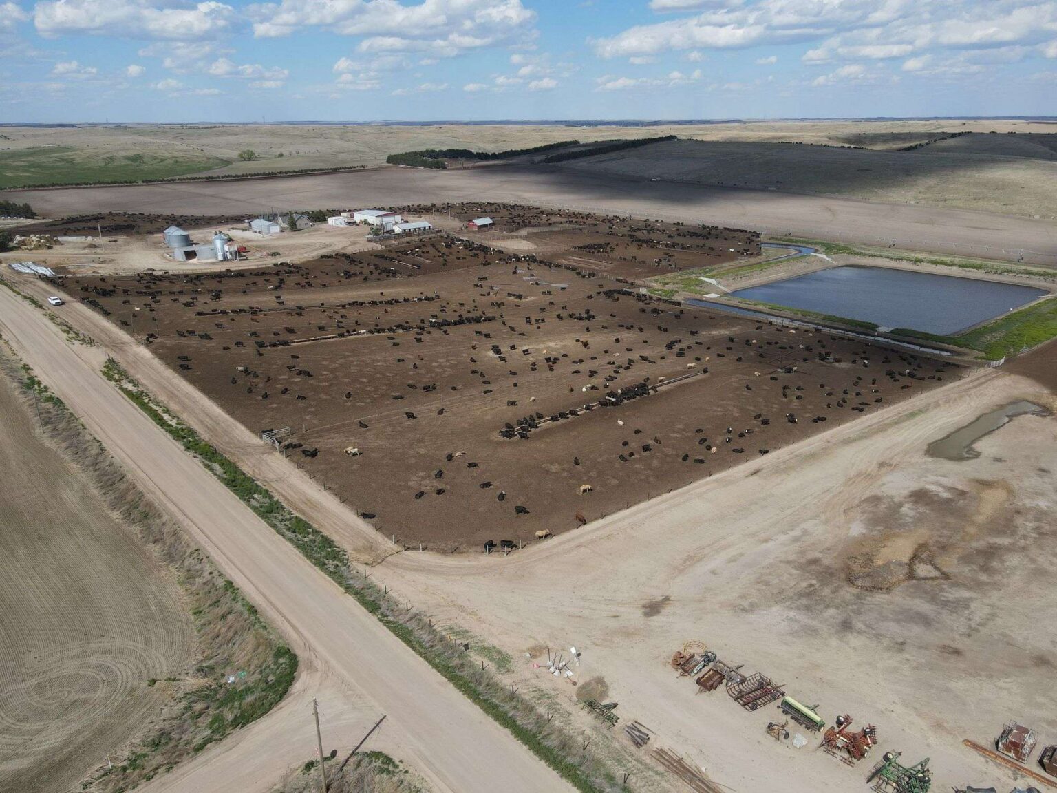 Buffalo County 522.9 Acre Feedlot, Farm & Pasture