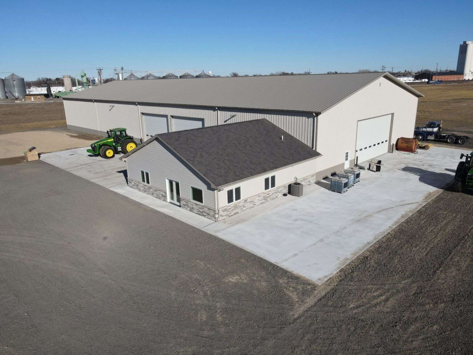 Cozad Commercial Property